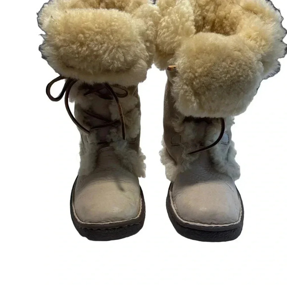 Born Cream Color Nome Women's Leather Shearling Winter Boots Size US 9 EU 40.5 - Picture 1 of 7
